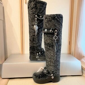 Croctober T-Pain Crocs Unfurrgettable Knee High Boots. NIB. Womens Size 8